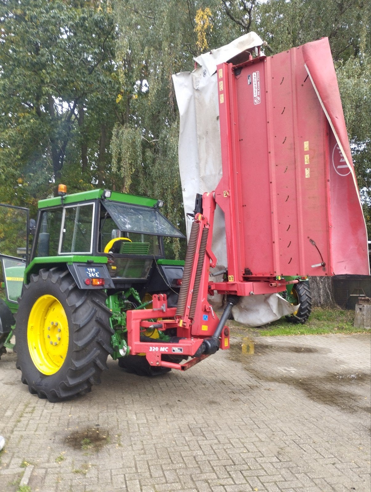 Lely Splendimo 320 MC schijven maaier bwj 2009, Ophalen, Zo goed als nieuw