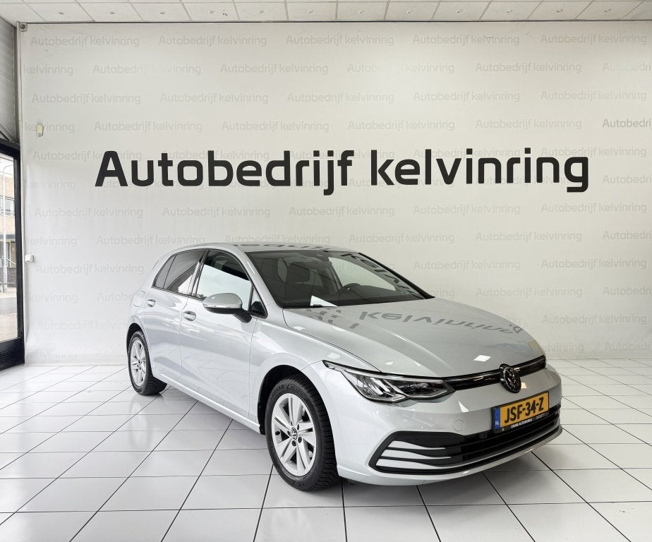 Volkswagen Golf 2.0 TDI Life Bns NAP Automaat (bj 2023), Auto's, Stof, Gebruikt, Euro 6, 4 cilinders