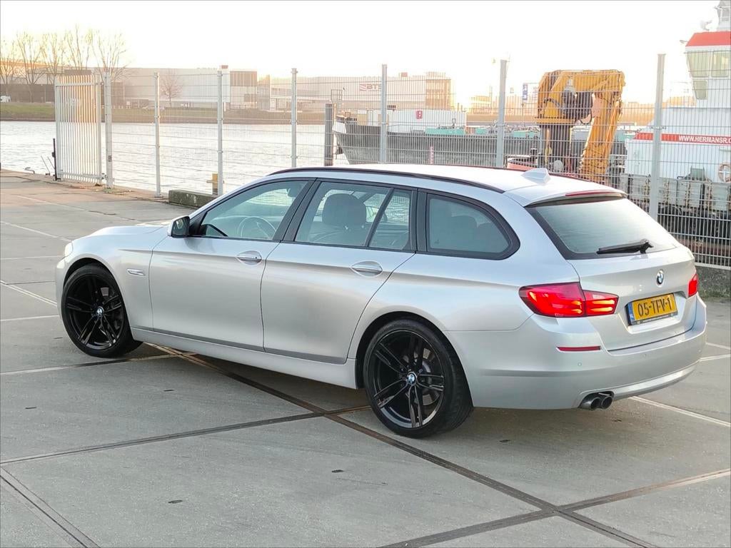 BMW 523I F11 285pk Aut8 2012 Grijs orgineel NL Auto nap km, Auto's, BMW, Particulier, 5-Serie, Benzine, Euro 6, C, Stationwagon