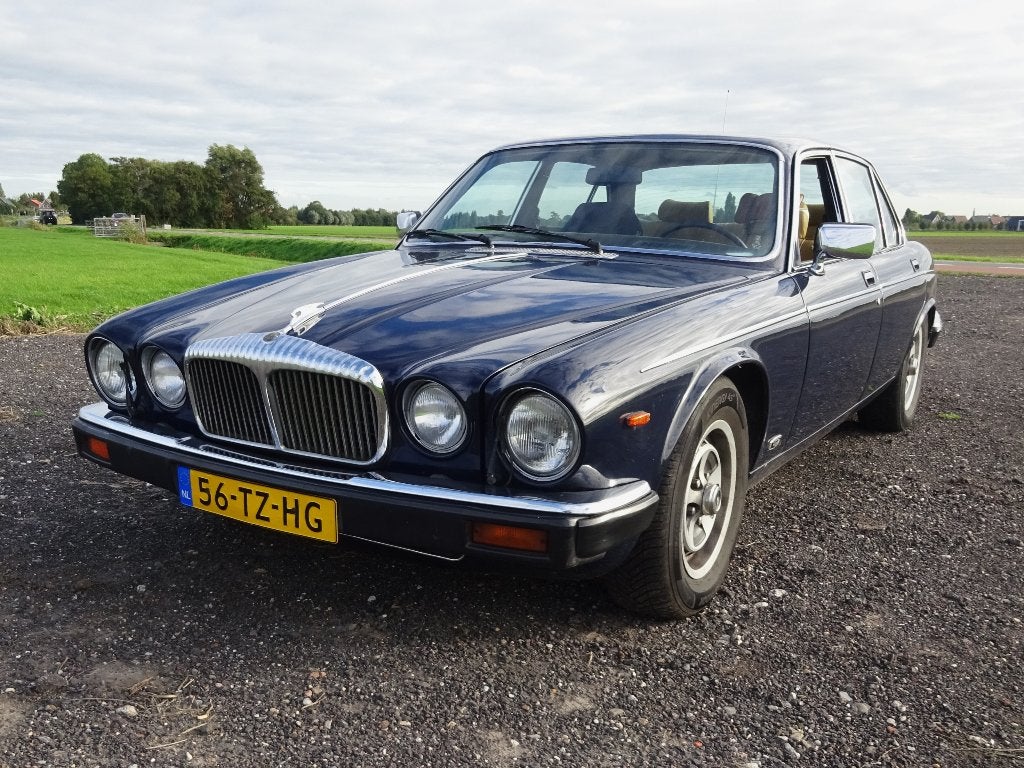 Daimler / Jaguar Sovereign 4.2 Series III AUT 1982 Blauw, Auto's, Automaat, Achterwielaandrijving, Beige, Blauw