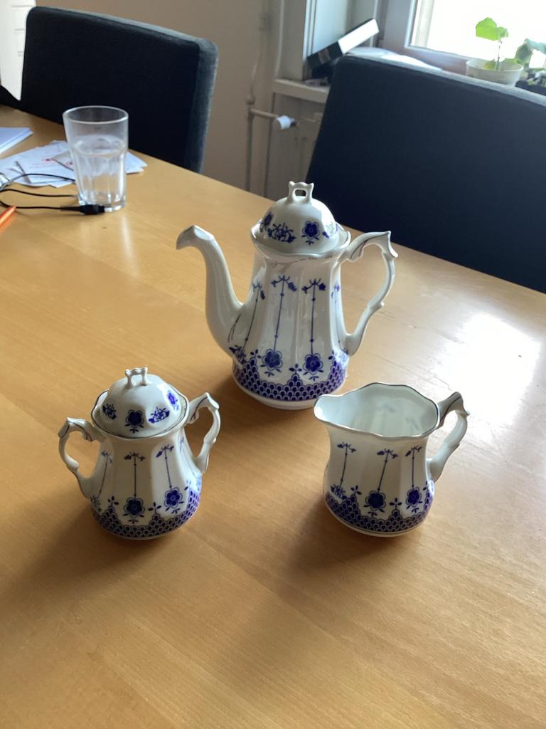 Antiek koffie- en theeservies met blauw decor, Antiek en Kunst, Ophalen of Verzenden