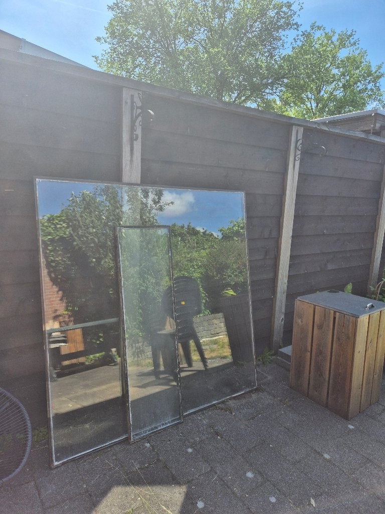 1 groot en 1 klein raam GRATIS OPHALEN, Ophalen, Gevelraam of Ruit, Gebruikt, 120 tot 160 cm