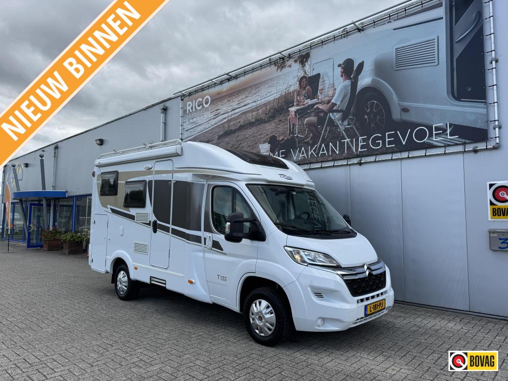 Carado T132 Zonnepaneel/Fietsendrager/Dieselverwarming, Luifel, Tot en met 2, 5 tot 6 meter, Carado