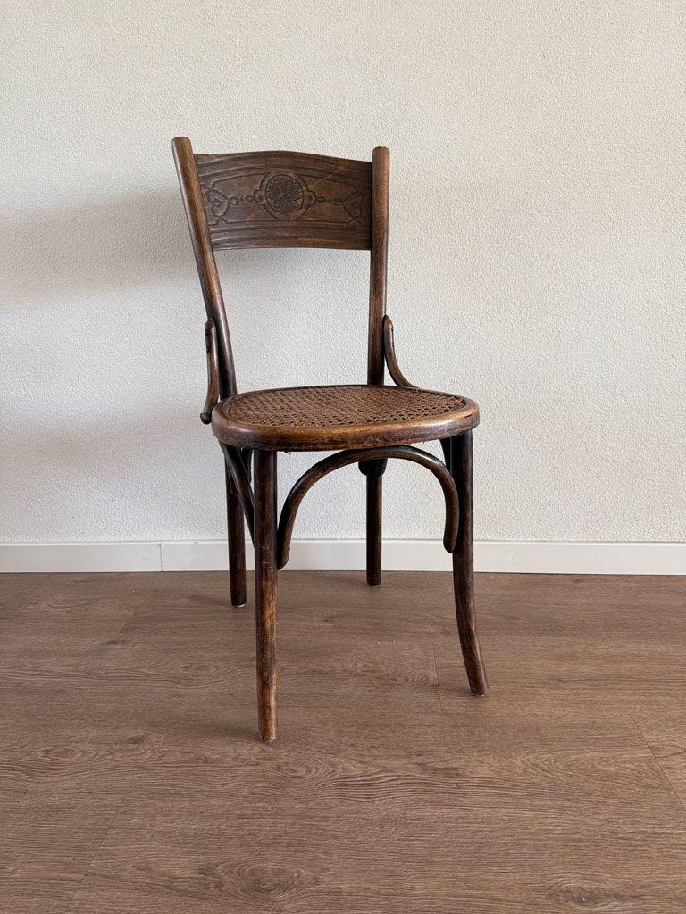 Thonet bistro stoeltje met biezen zitting, Ophalen