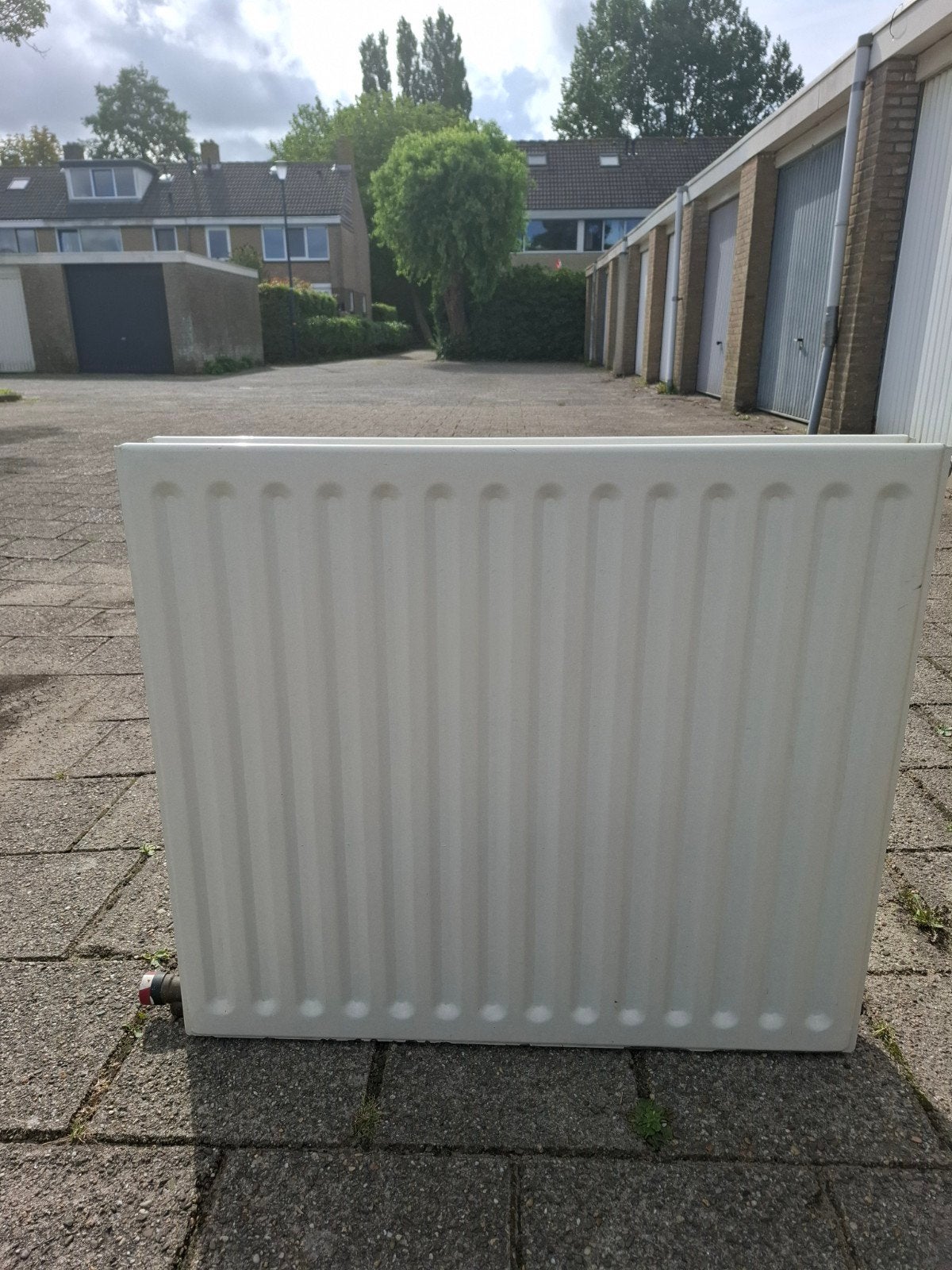 zgan.radiator 90x70x10cm, Doe-het-zelf en Verbouw, Verwarming en Radiatoren, Ophalen, Radiator, Zo goed als nieuw, 60 tot 150 cm