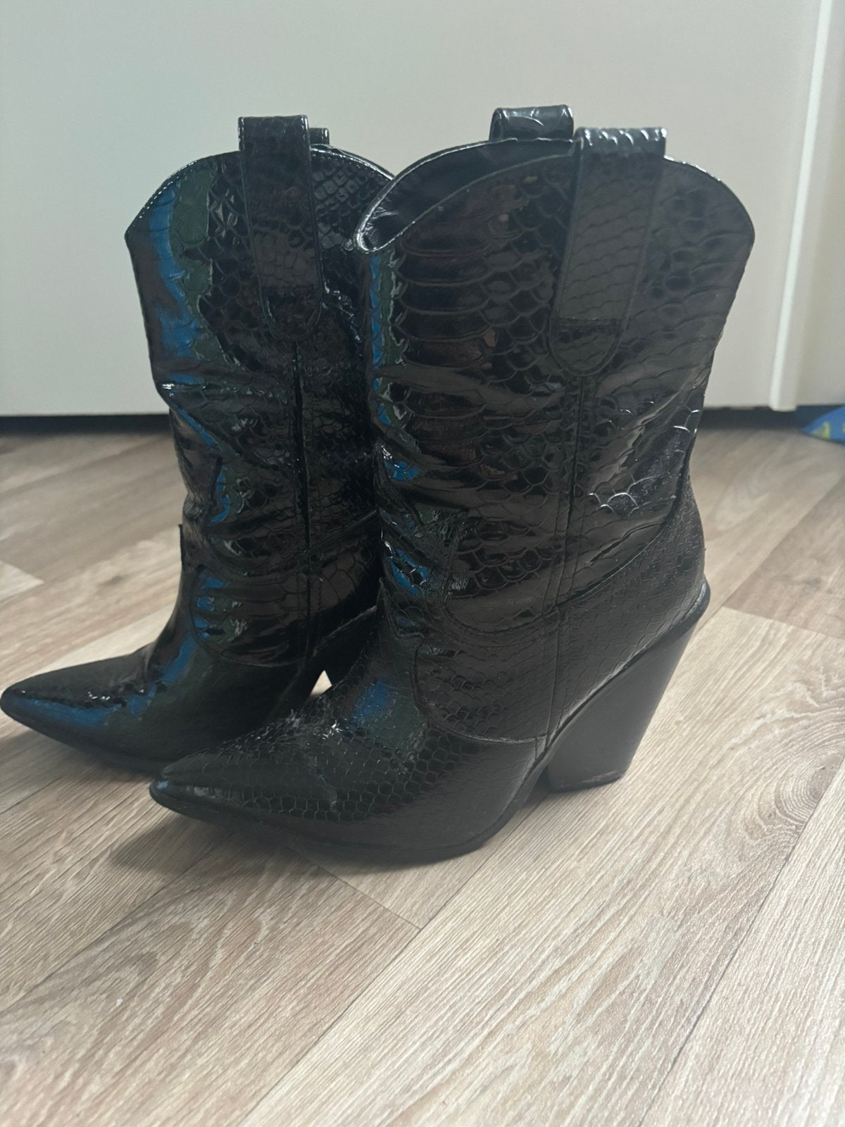 Cowboylaarzen met hak maat 38, Hoge laarzen, Zwart, Ophalen of Verzenden, Gedragen