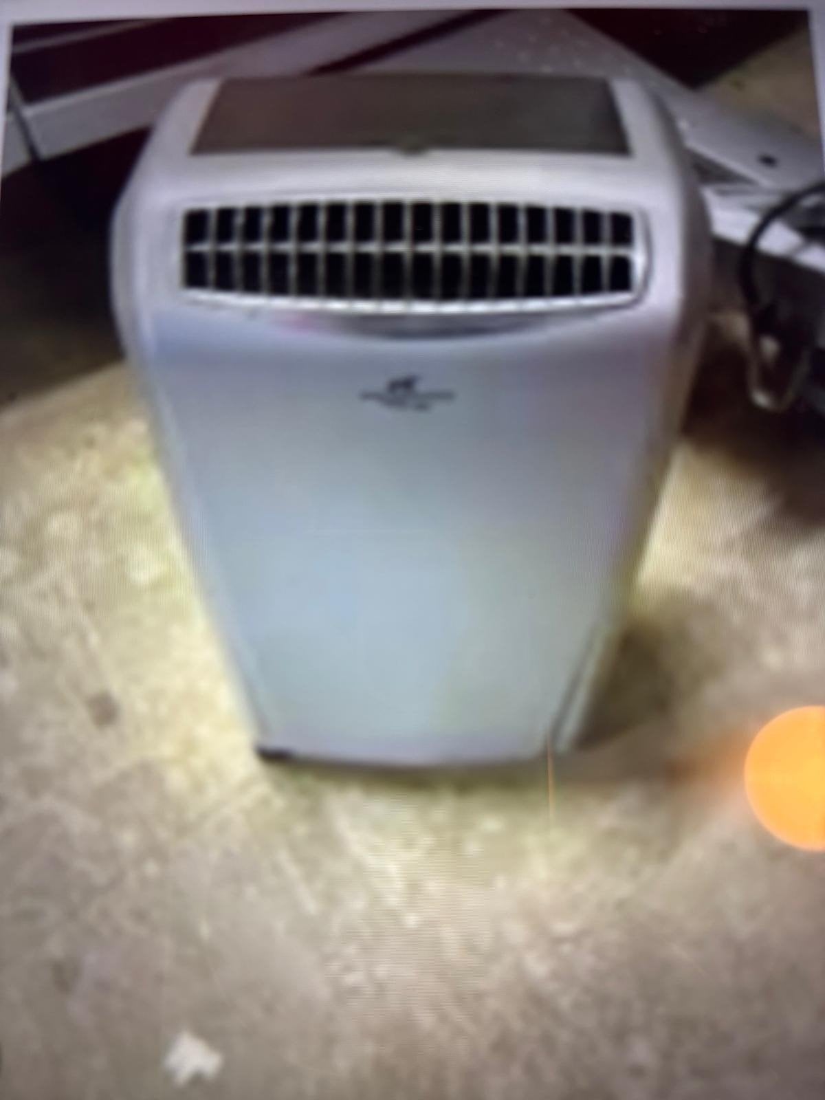 HE Airco in perfecte staat koelt als een gek hoge capaciteit, Ophalen, Timer, 3 snelheden of meer, Zo goed als nieuw