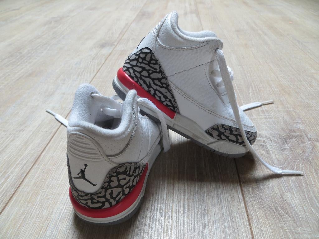 Schoenen maat 21, Kinderen en Baby's, Kinderkleding | Schoenen en Sokken, Ophalen, Schoenen, Zo goed als nieuw, Jordan