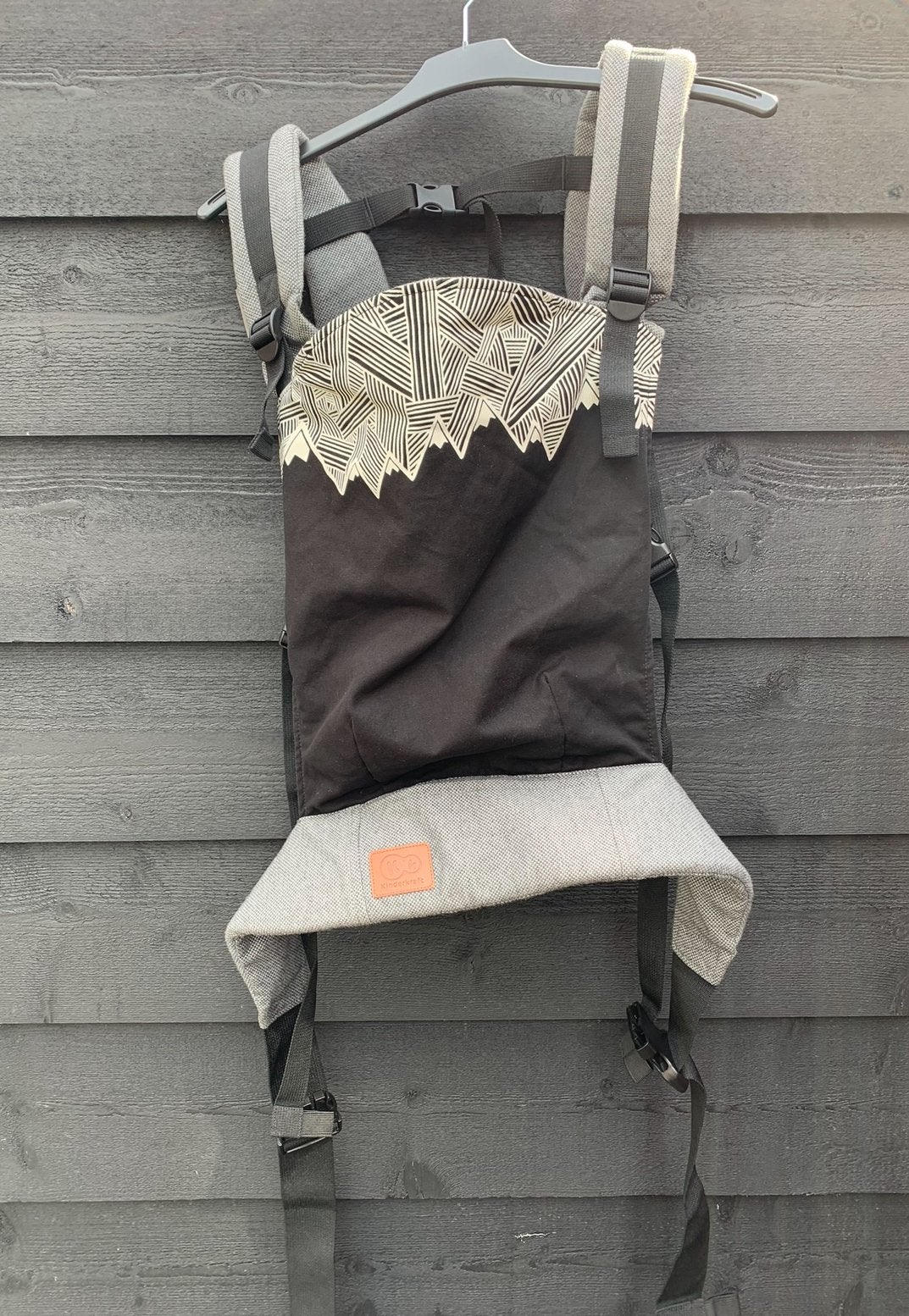 Mooie Kinderkraft draagzak Milo z.g.a.n. baby carrier, Overige merken, Buik of Rug, Ophalen of Verzenden, Zo goed als nieuw