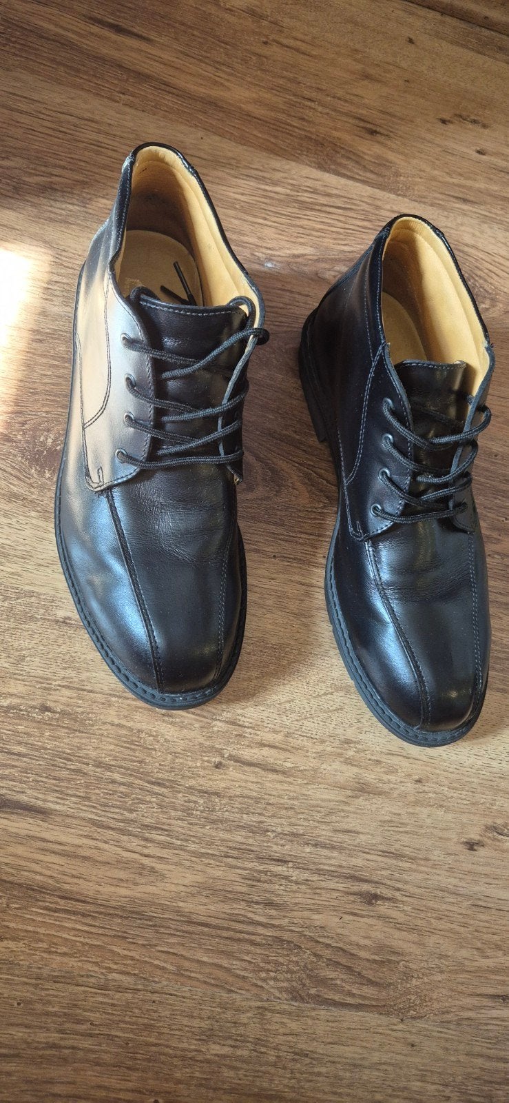 Nette zwarte veiligheidsschoenen  - Emma - Maat 44, Ophalen of Verzenden, Nieuw, Zwart