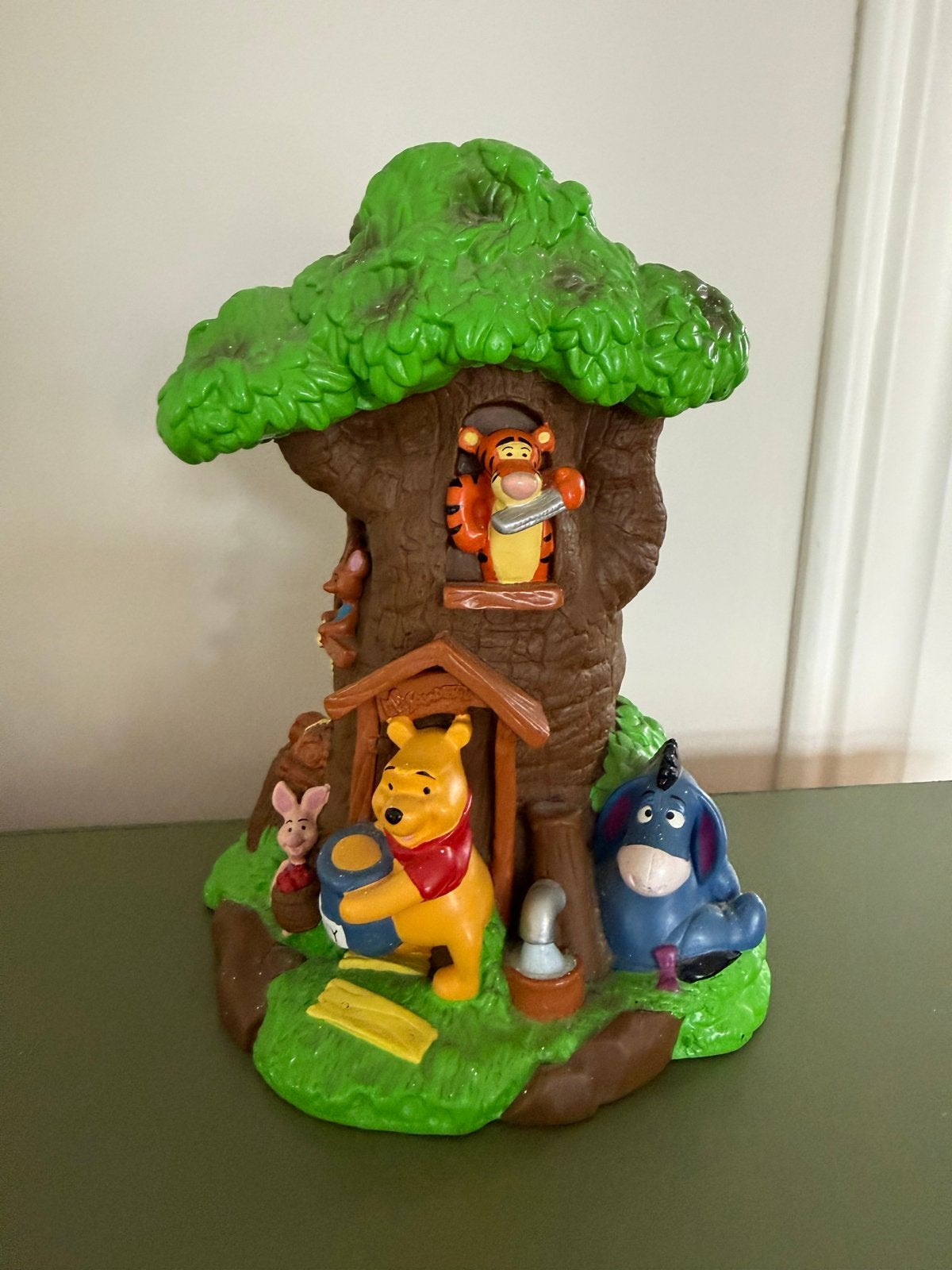 Bullyland Winnie de Poeh spaarpot boomhuis, Verzamelen, Ophalen, Gebruikt