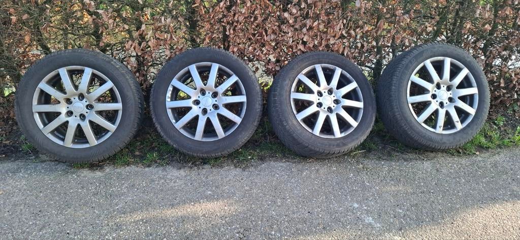 VW Transporter 17 inch velgen met banden (1 lek), Auto-onderdelen, Banden en Velgen, Ophalen, 255 mm, Banden en Velgen, 17 inch