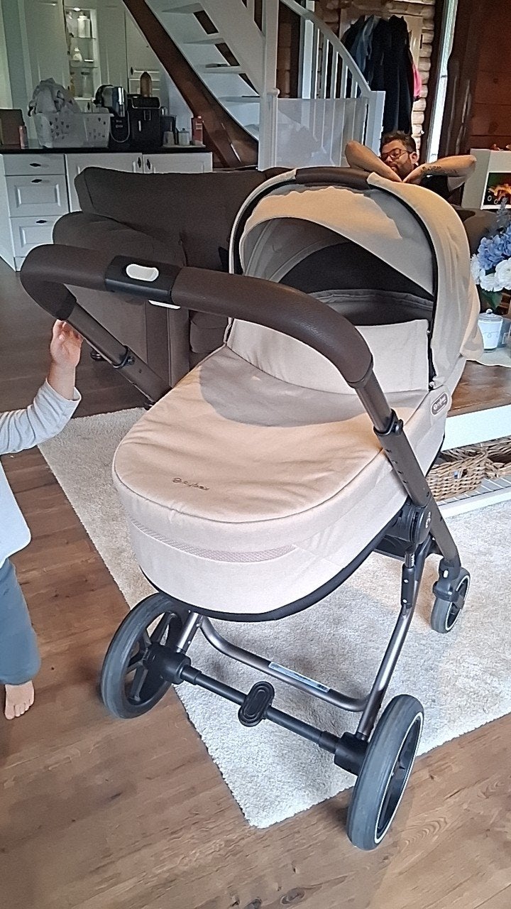 Cybex Balios S Lux Kinderwagen - Almond Beige, Zo goed als nieuw, Combiwagen, Verstelbare duwstang, Ophalen