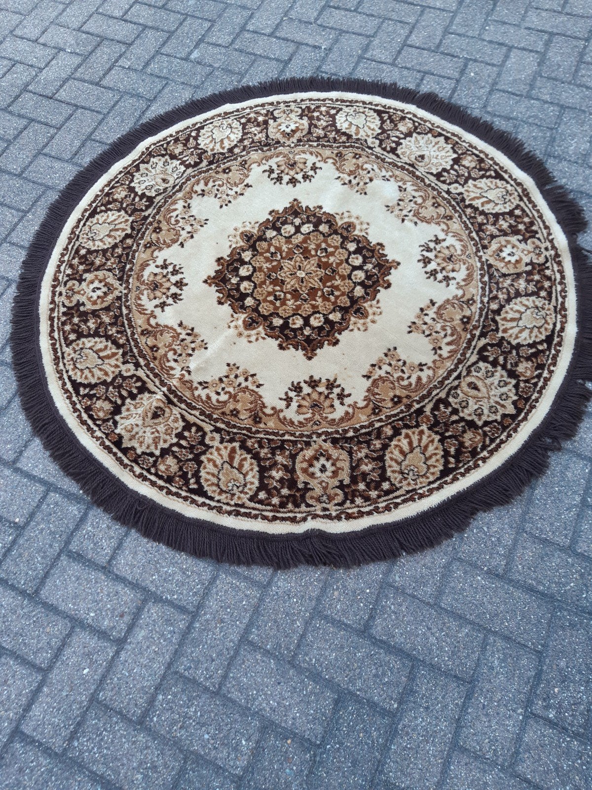 Tafelkleed., Ophalen