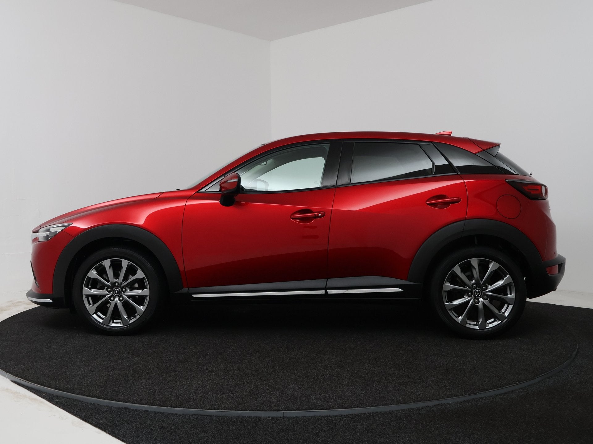 Mazda CX-3 2.0 SkyActiv-G 120 SkyLease Navigatie | Achteruit, Auto's, Gebruikt, 4 cilinders, Leder, Automatische klimaatregeling