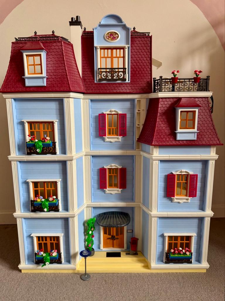 Groot Playmobil poppenhuis met extra etage en inrichting, Kinderen en Baby's, Speelgoed | Playmobil, Ophalen, Zo goed als nieuw