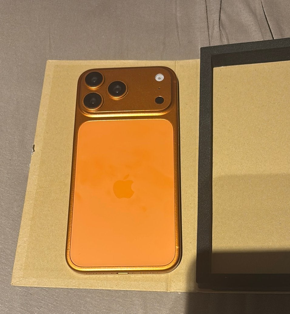 Iphone 17 pro max oranje dummy, Overige modellen, Zwart, Nieuw, Ophalen of Verzenden