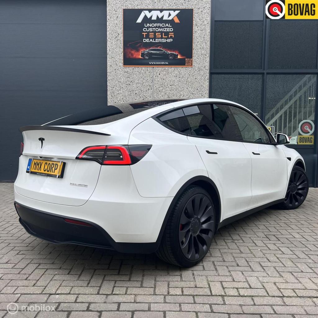 Tesla Model Y Performance + MMX PACK + TREKHAAK + IAP, Automaat, 514 km, Gebruikt, Zwart