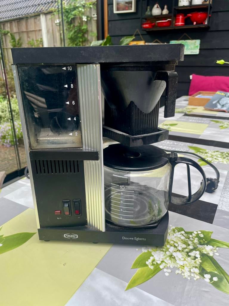 Douwe Egberts koffie apparaat, Witgoed en Apparatuur, Koffiezetapparaten, 10 kopjes of meer, Koffiemachine, Gemalen koffie, Ophalen of Verzenden