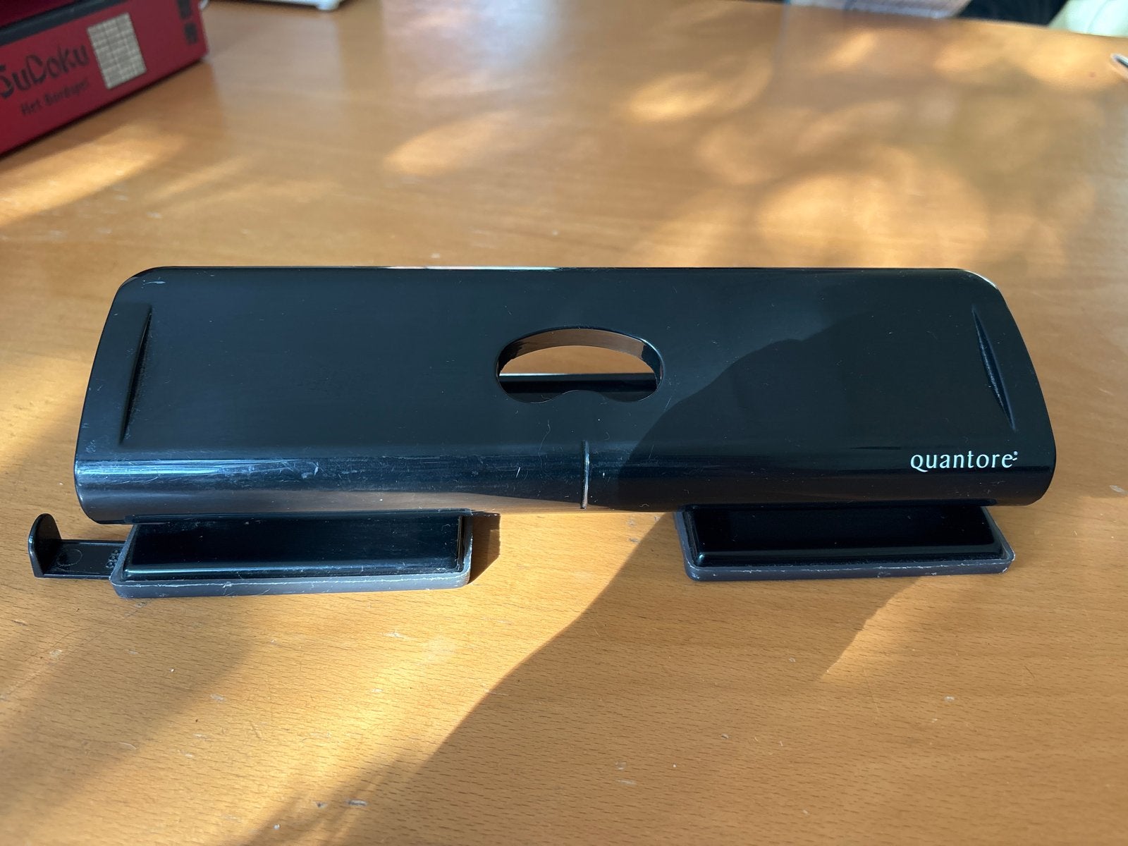 Quantore 4-gats perforator zwart, Ophalen of Verzenden, Gebruikt