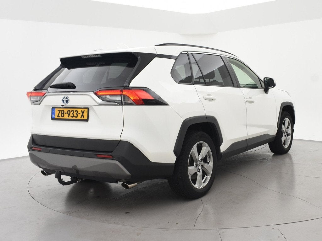 Toyota RAV4 2.5 HYBRID AWD FIRST EDITION + TREKHAAK 1650 KG, Auto's, Toyota, Automaat, Automatische klimaatregeling, Stof, Gebruikt