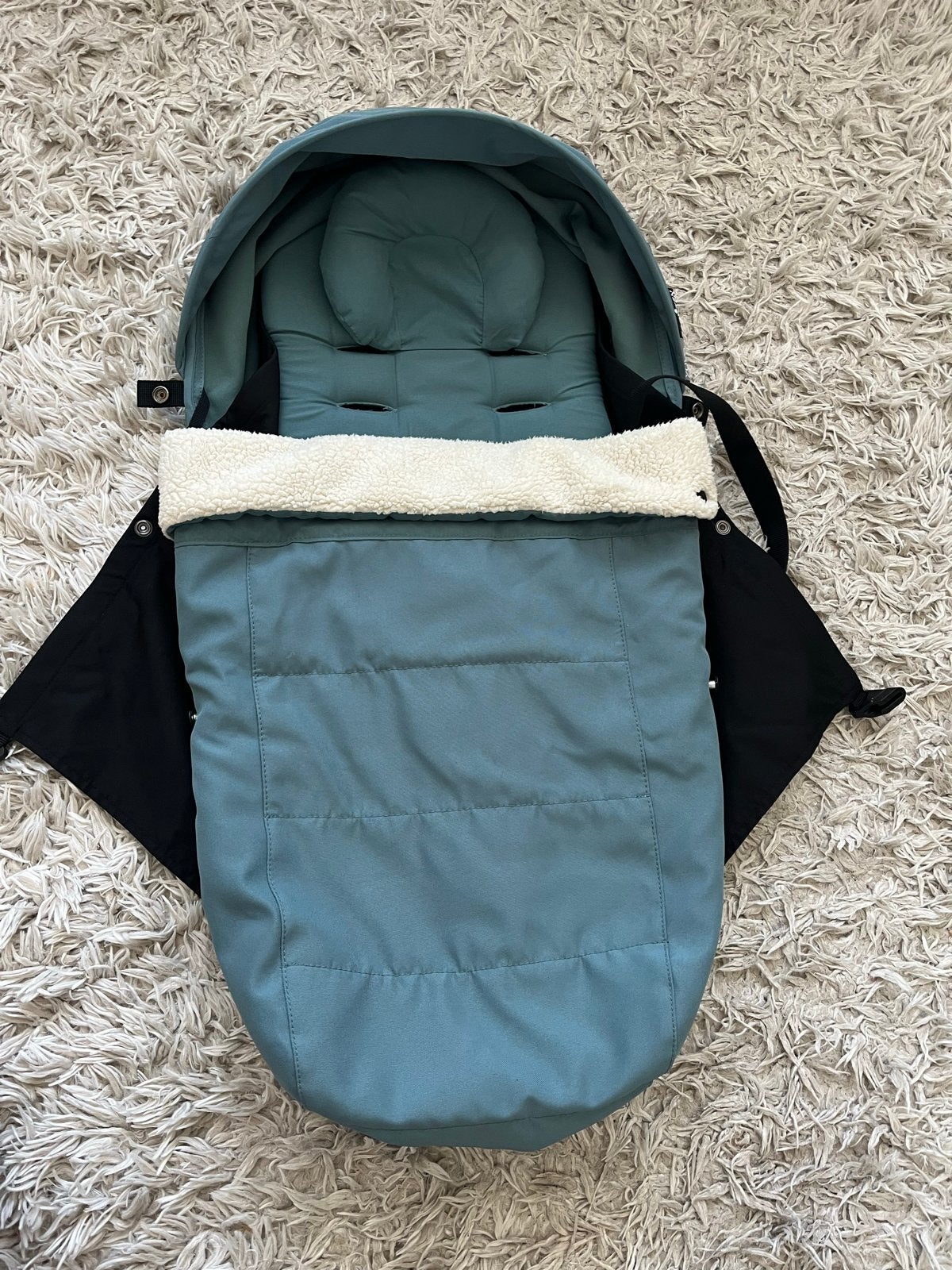 YOYO newborn pack 0+ in olijfgroen, Zo goed als nieuw, Met reiswieg, Ophalen, Kinderwagen