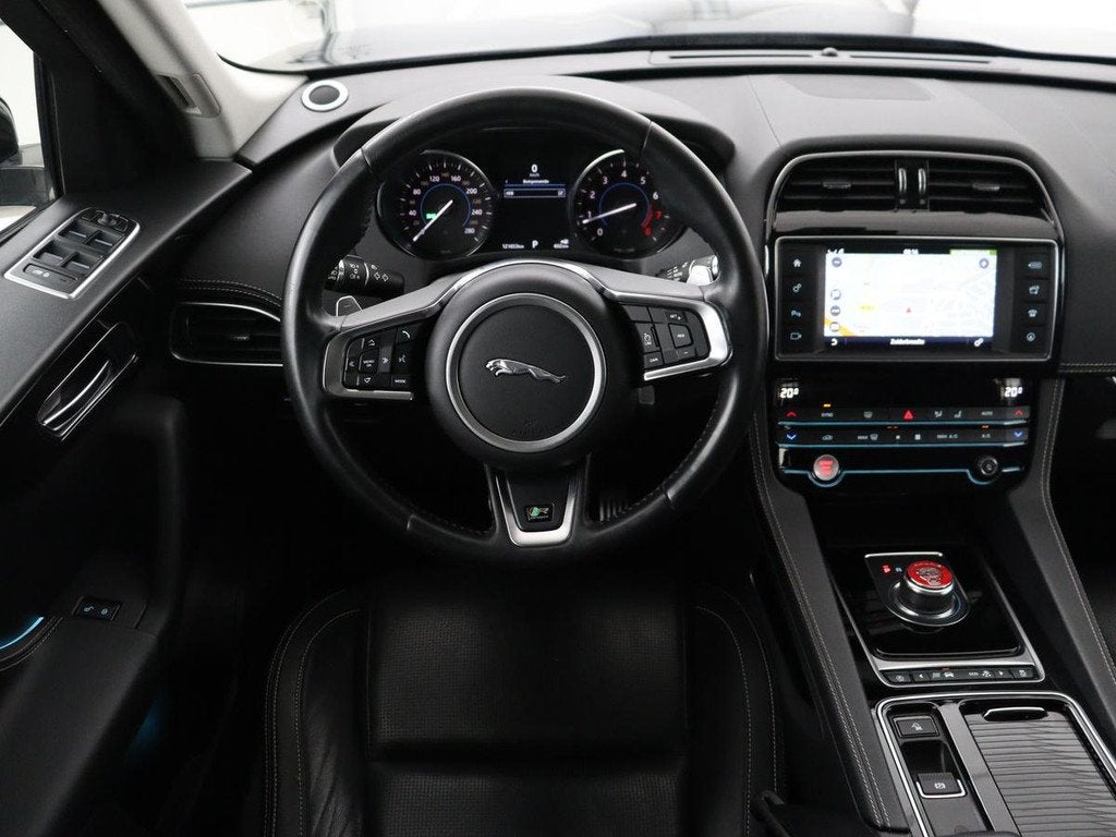 Jaguar F-PACE 2.0 R-Sport AWD 25t | Panoramadak | Leder | St, Auto's, Jaguar, Automaat, Gebruikt, Euro 6, 4 cilinders