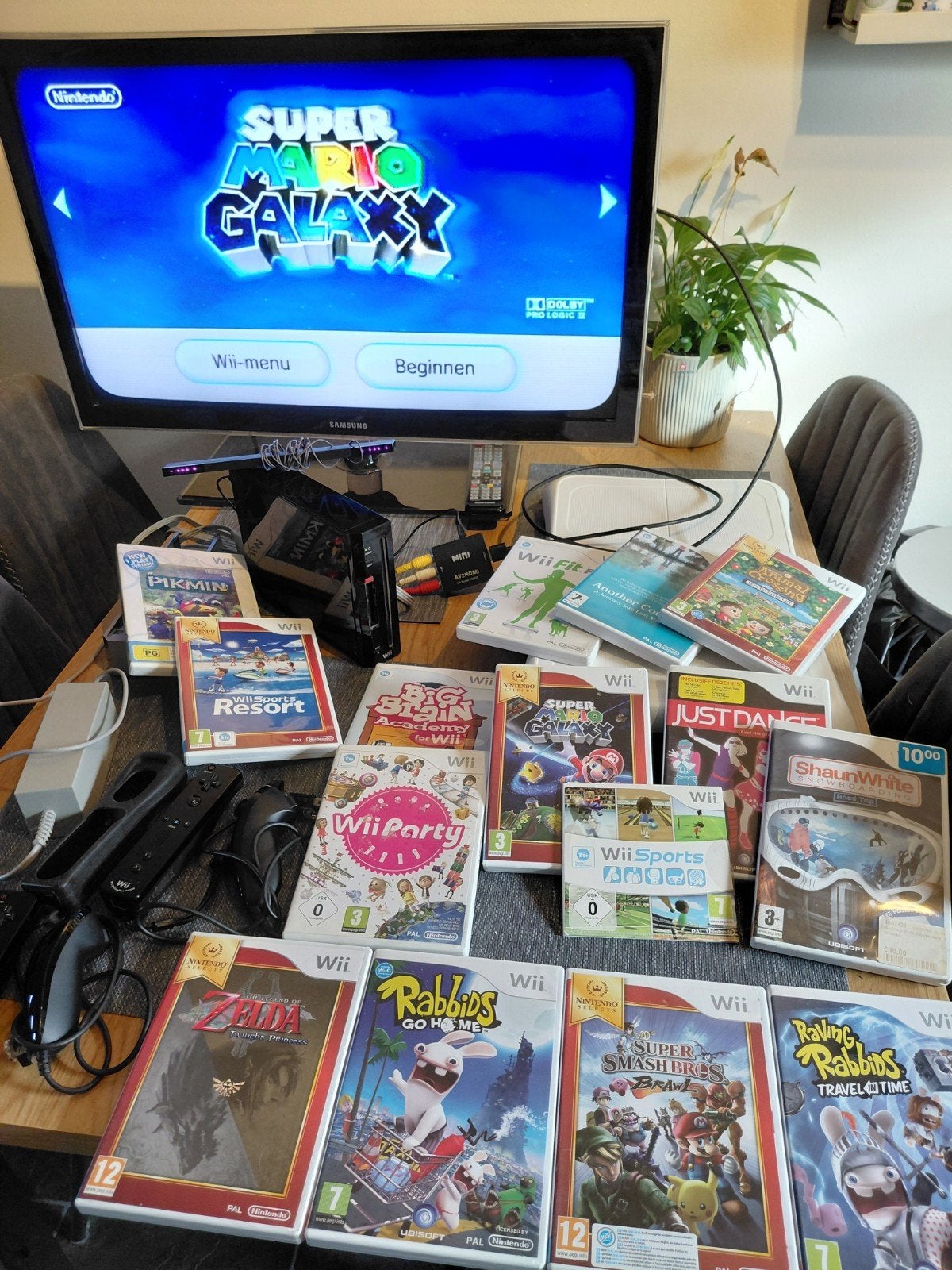 Nintendo Wii Zwart met 2 controllers en 15 games, Ophalen, Gebruikt, Met 2 controllers, Met games