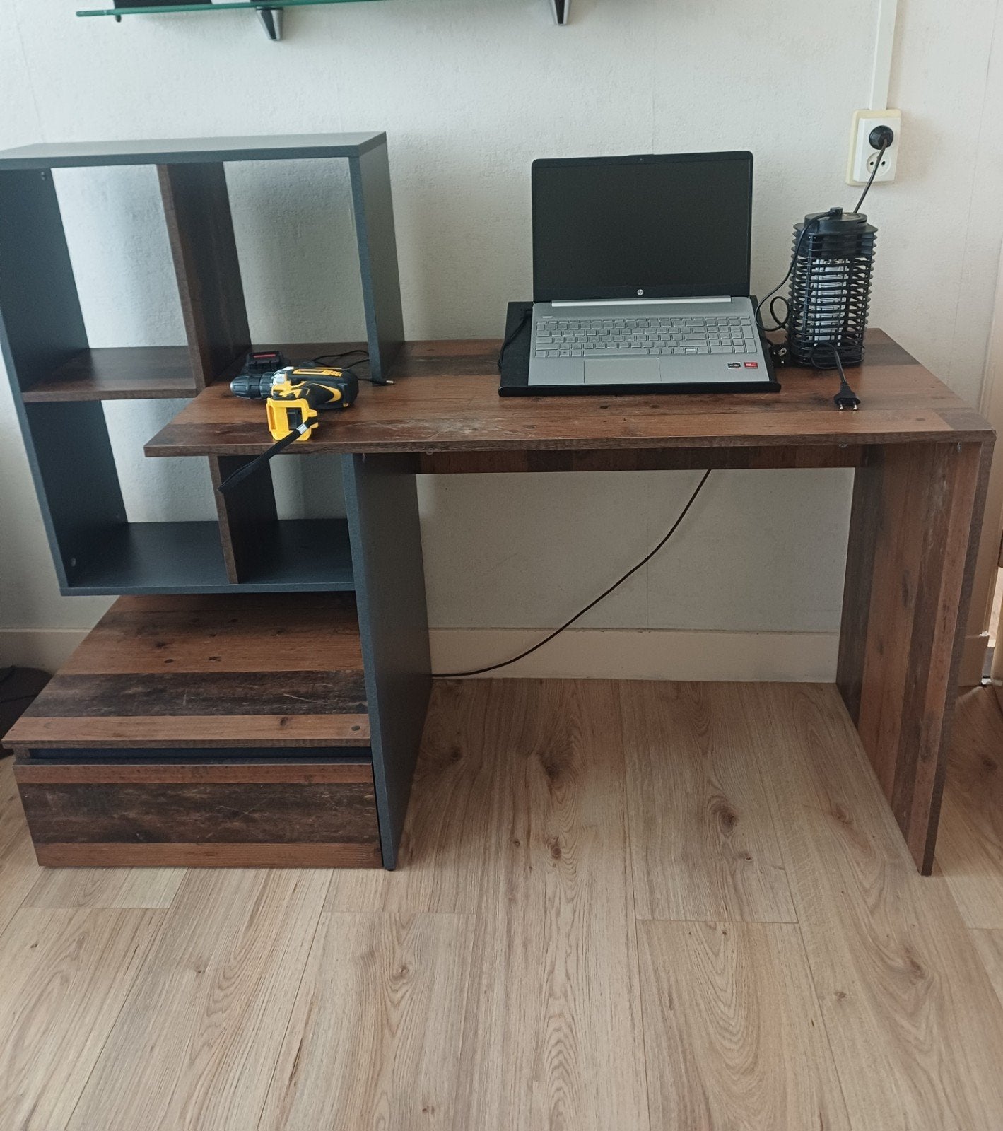 Bureau/ Computer Meubel., Huis en Inrichting, Bureaus, Ophalen, Zo goed als nieuw