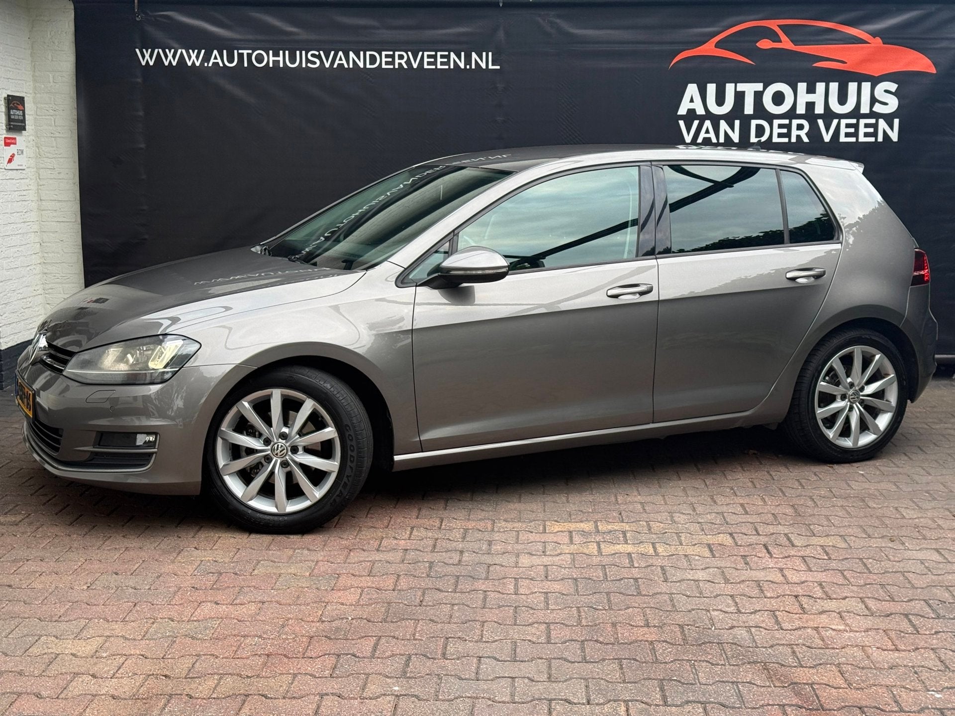 Volkswagen Golf 1.2 TSI Highline, Cruise/Navi/Clima/Keyless/, Voorwielaandrijving, Euro 5, Gebruikt, 4 cilinders