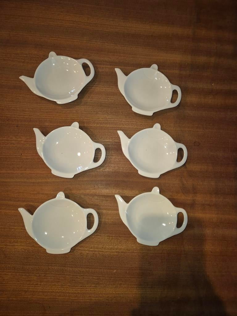 Set van 6 theepotvormige schoteltjes, Huis en Inrichting, Keuken | Servies, Ophalen of Verzenden