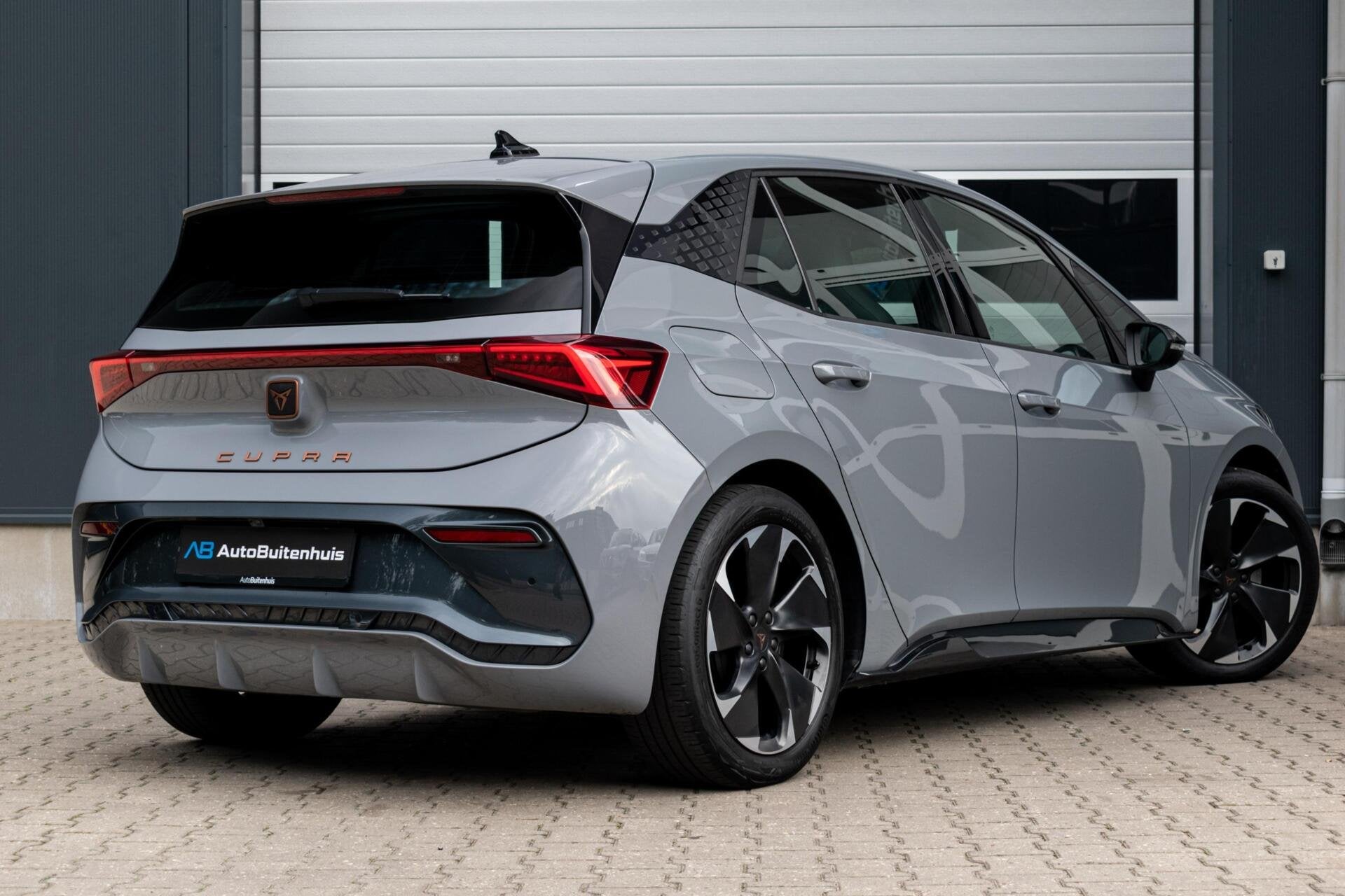 CUPRA Born Adrenaline 82 kWh|1E EIGENAAR|97% SOH|CAMERA|ADAP, Auto's, Automaat, Dealer onderhouden, 82 kWh, Met garantie (alle)
