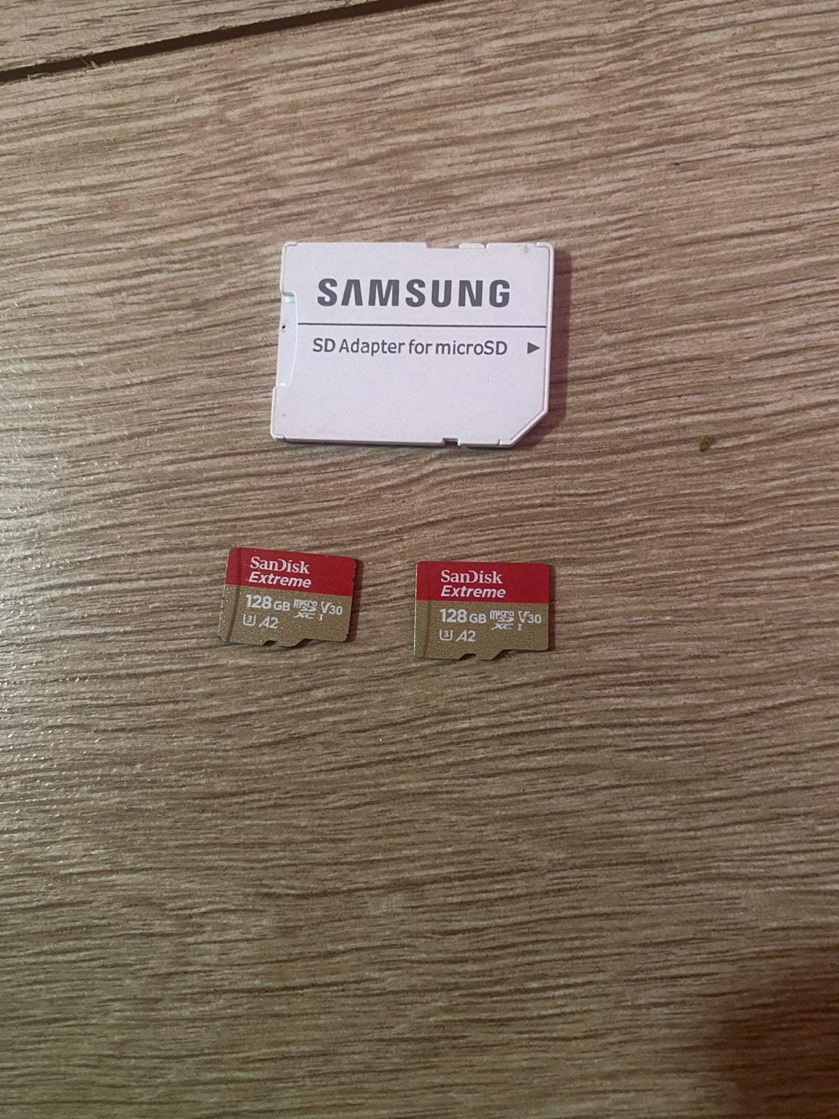 2x SanDisk Extreme 128GB MicroSDXC met Samsung SD Adapter, Audio, Tv en Foto, Fotografie | Geheugenkaarten, Ophalen of Verzenden