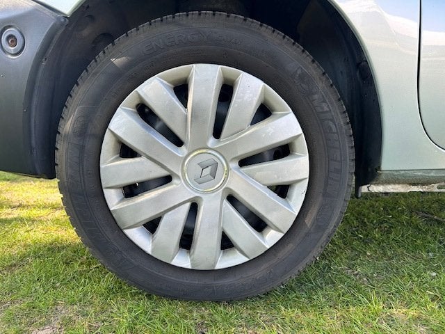 Renault Kangoo 1.2-16V Privilège Rolstoel-uitvoering, Auto's, Voorwielaandrijving, 4 cilinders, Bedrijf, Handgeschakeld