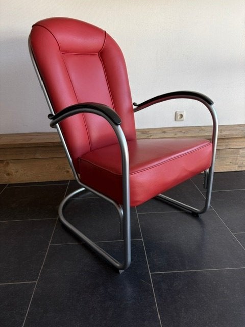 Gispen AA fauteuil, zijdemat frame, rood leder, Gebruikt, Design, 75 tot 100 cm, Leer