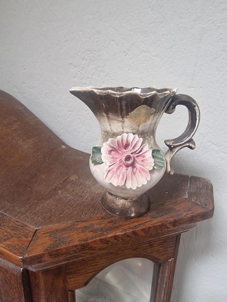 Set van 2 Nuova Capodimonte vazen met bloemdecoratie, Antiek en Kunst, Ophalen