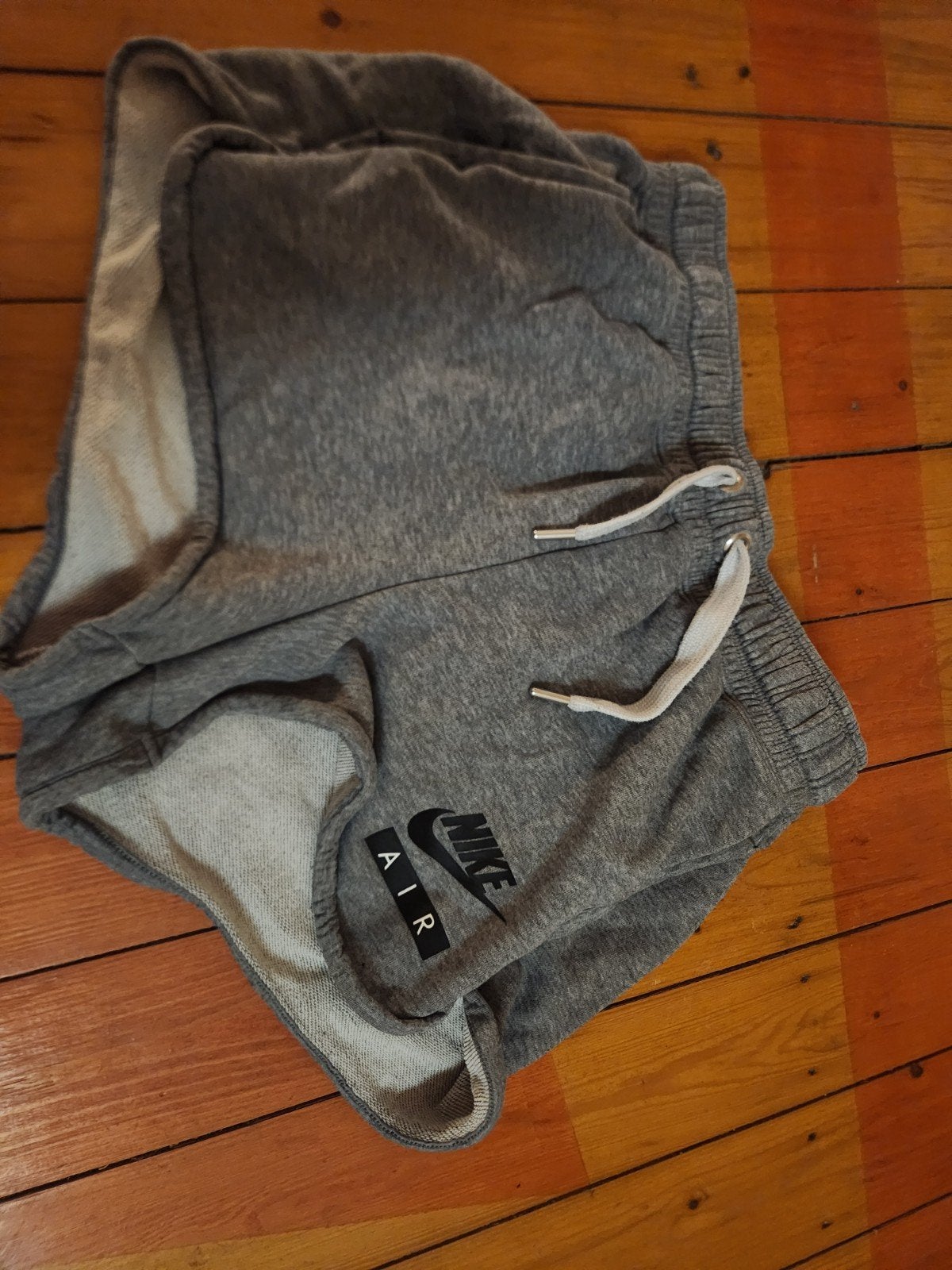 Nike shorts joggingstof - Heerlijk comfortabel!, Kort, Nike, Ophalen of Verzenden, Maat 36 (S)