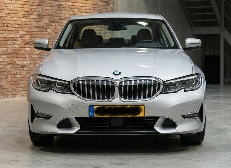 BMW 3-Serie 330e Mosselman 471pk/666nm 2020 High Executive, Automaat, 1998 cc, Achterwielaandrijving, Bruin