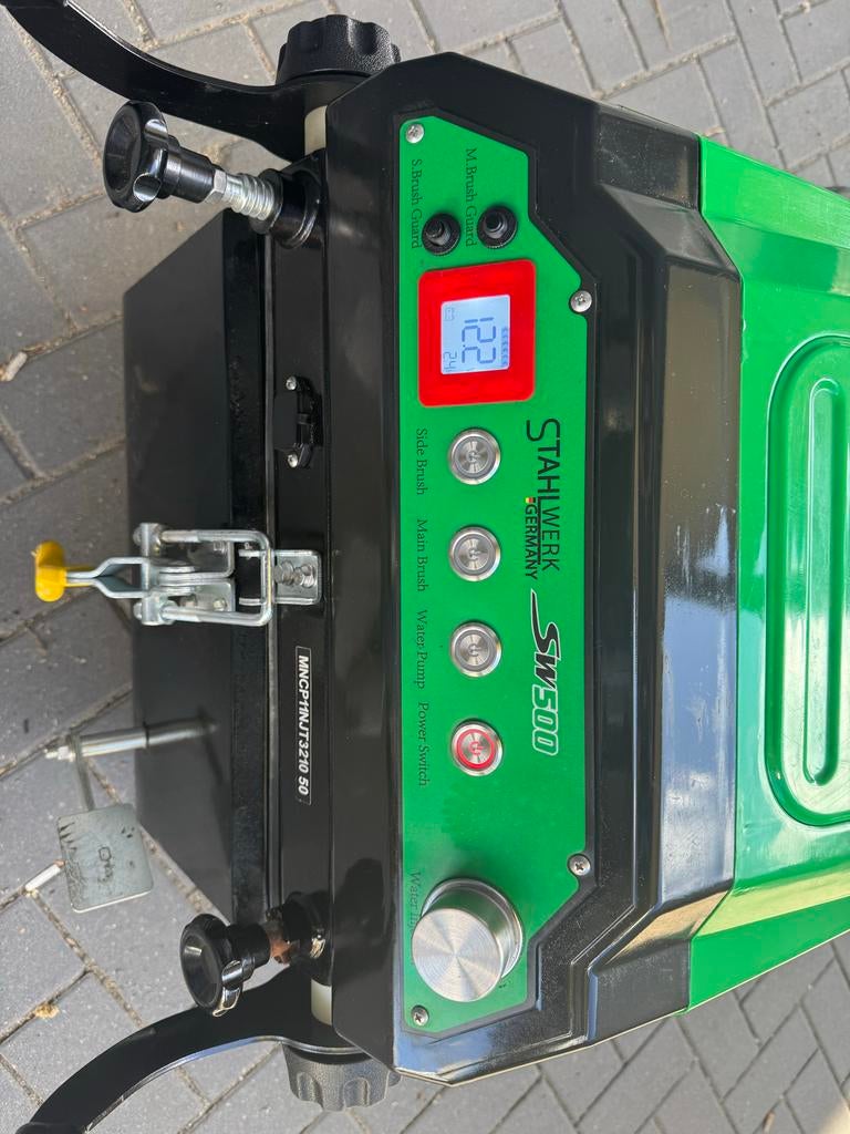 Stahlwerk SW500 Loop Veegmachine - Zo goed als nieuw, Doe-het-zelf en Verbouw, Aggregaten, Ophalen of Verzenden, Zo goed als nieuw
