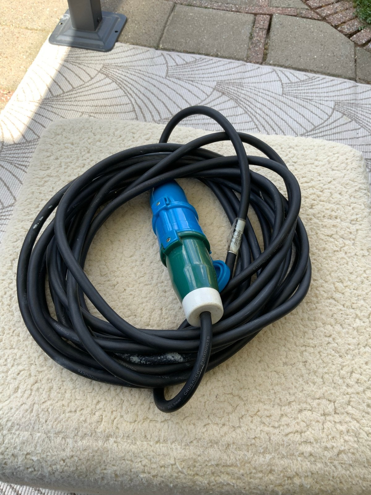 Verlengsnoer (10m) voor op de camping, met CEE-stekker, Ophalen, Gebruikt, Kabel of Snoer