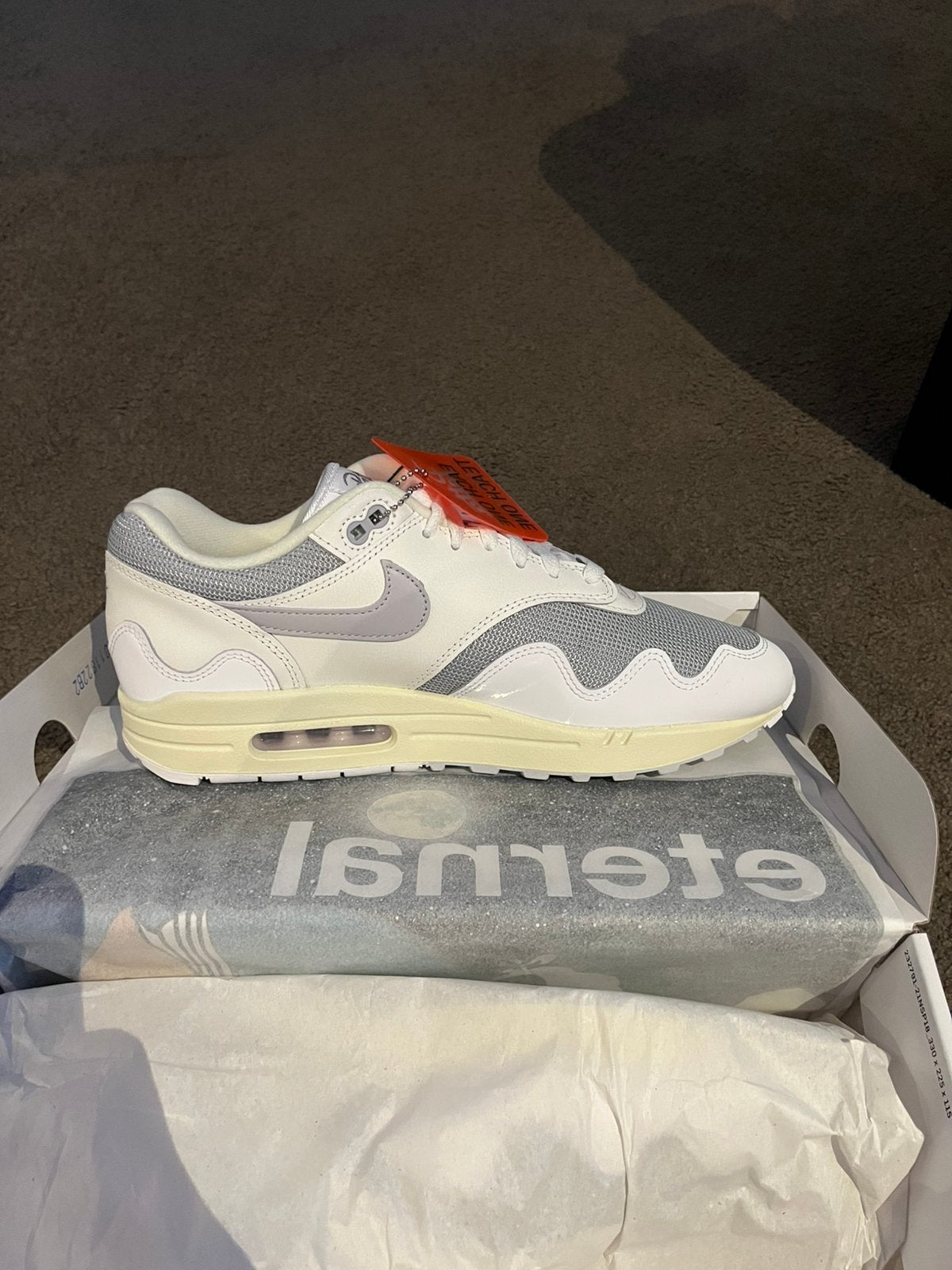 Nike patta air wave maat 45, Wit, Nieuw, Ophalen of Verzenden, Sneakers of Gympen