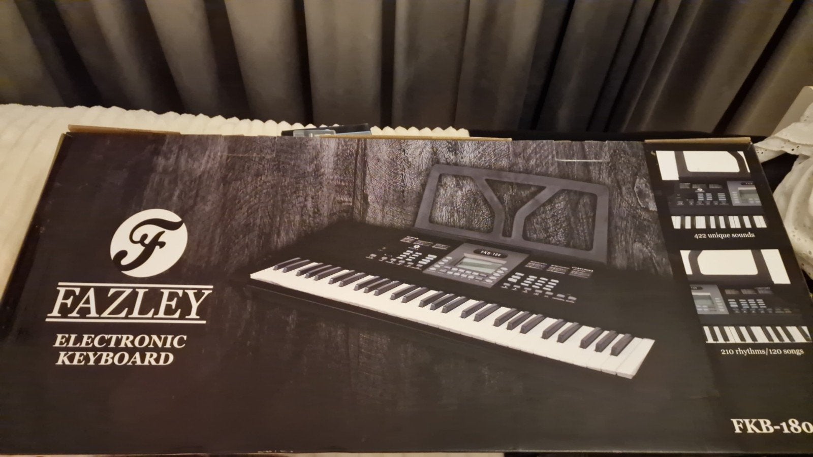 Foto 5 van Fazley FKB-180 Keyboard met koptelefoon en letter lat