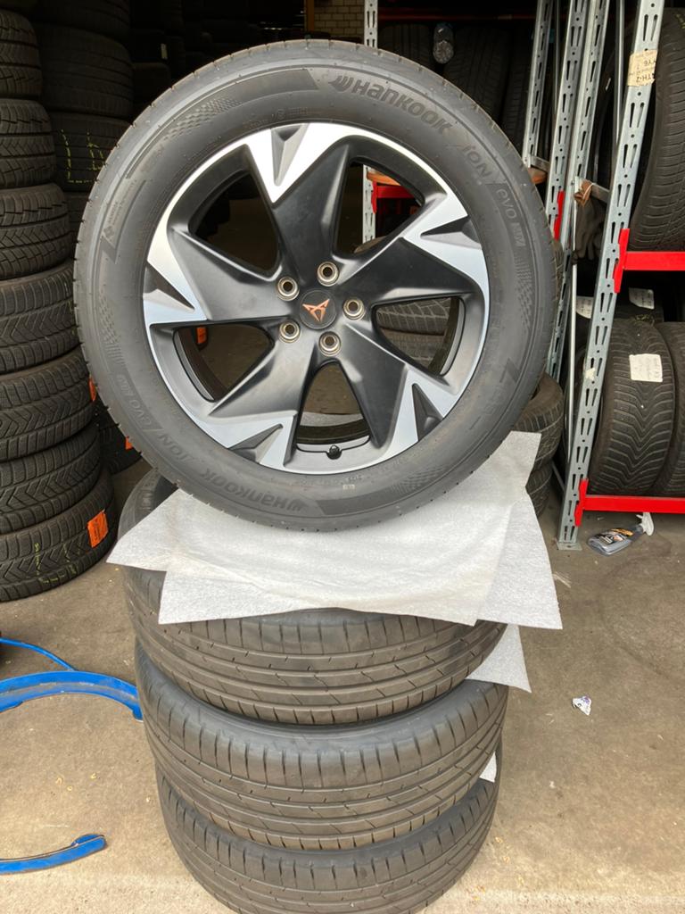 19 inch originele Cupra Tavascan velgen met zomerbanden DEMO, 255 mm, Banden en Velgen, Nieuw, Personenwagen