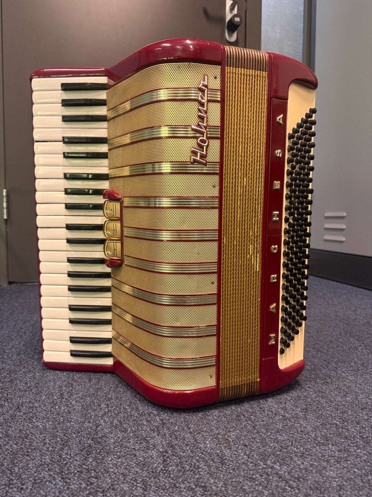 Vintage Hohner Marchesa 120 Bas Piano Accordeon, Muziek en Instrumenten, Ophalen, Gebruikt, Met koffer, Toetsaccordeon