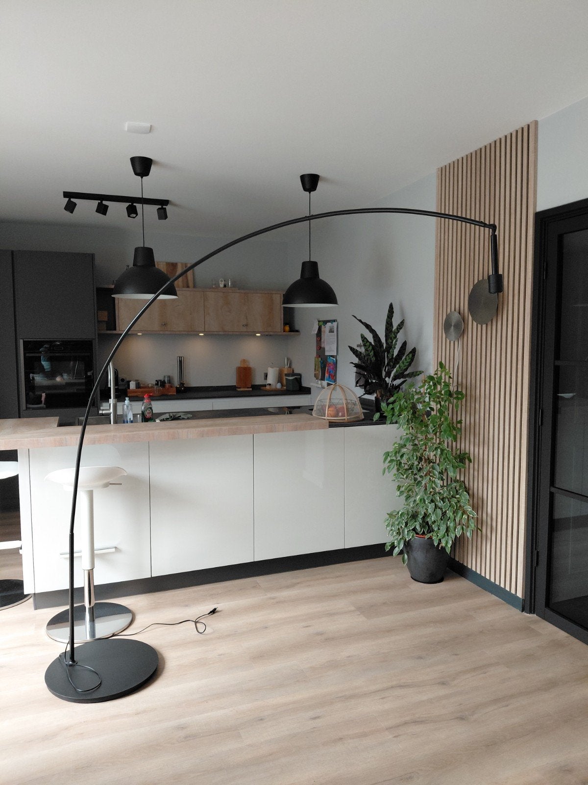 Staande booglamp, IKEA, Huis en Inrichting, Lampen | Vloerlampen, Ophalen, Gebruikt, 150 tot 200 cm