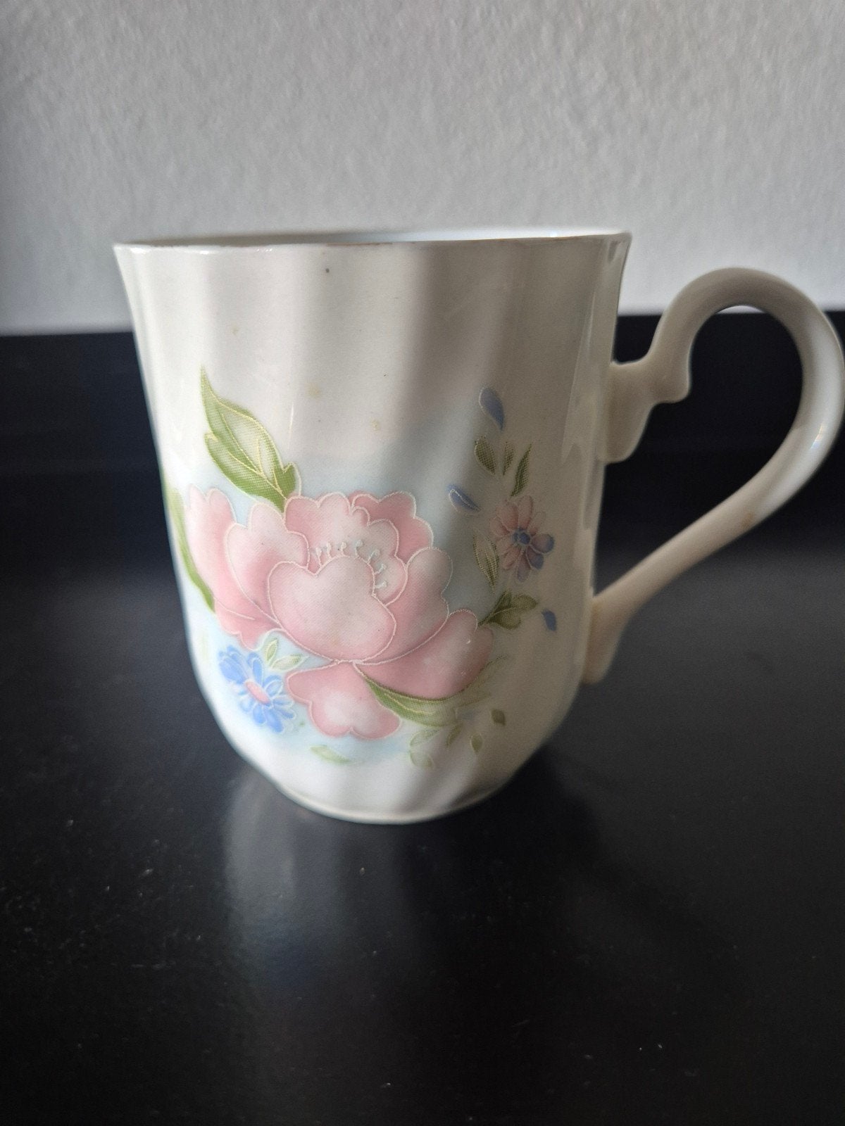 Ama porseleinen mok, Ophalen of Verzenden, Gebruikt, Porselein, Overige typen