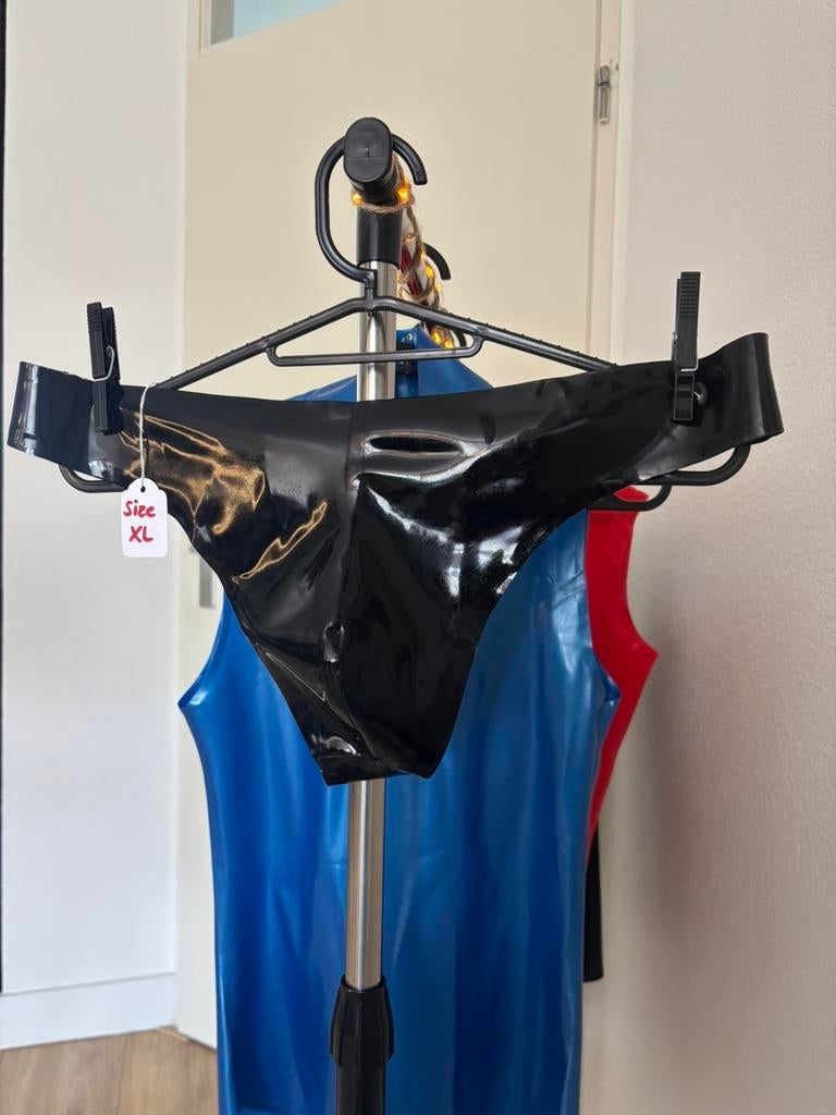 String (Man) / Latex / Maat XL, Kleding | Heren, Ondergoed, Verzenden, Zwart, Slip