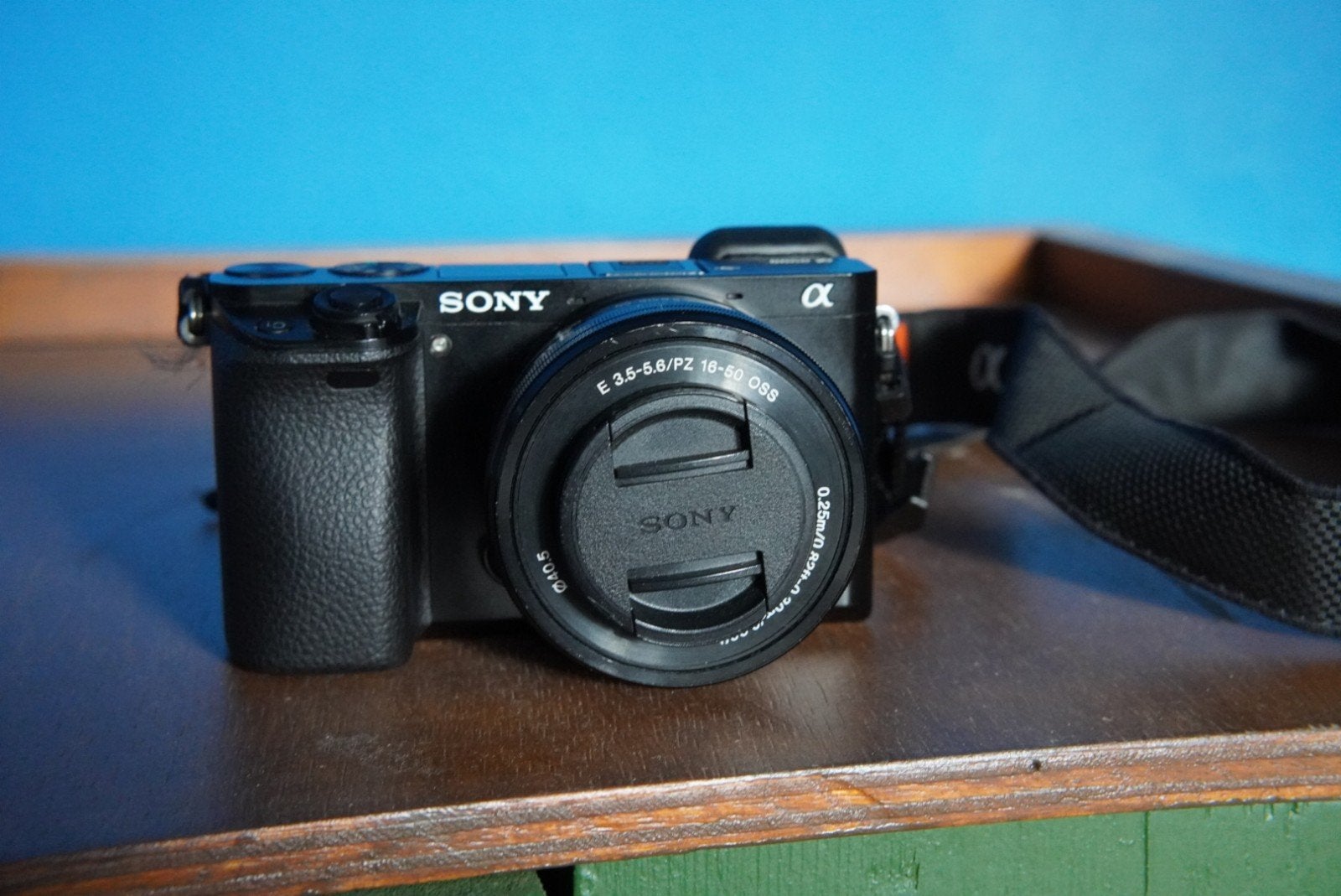Sony A6000 | Sony 16-50 mm kitlens, Audio, Tv en Foto, Fotocamera's Digitaal, Compact, Ophalen of Verzenden, Zo goed als nieuw