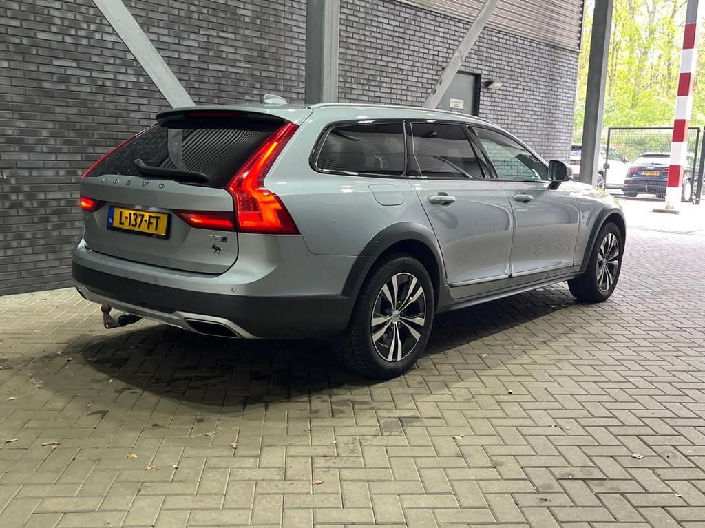 Volvo V90 Cross Country T5 AWD Pro | Bowers&Wilkins | Luchtv, Euro 6, 4 cilinders, Vierwielaandrijving, 102 €/maand