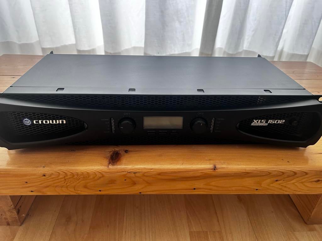 Crown XLS 1502 Eindversterker - Zo goed als nieuw, Overige merken, Ophalen of Verzenden, Zo goed als nieuw, 120 watt of meer